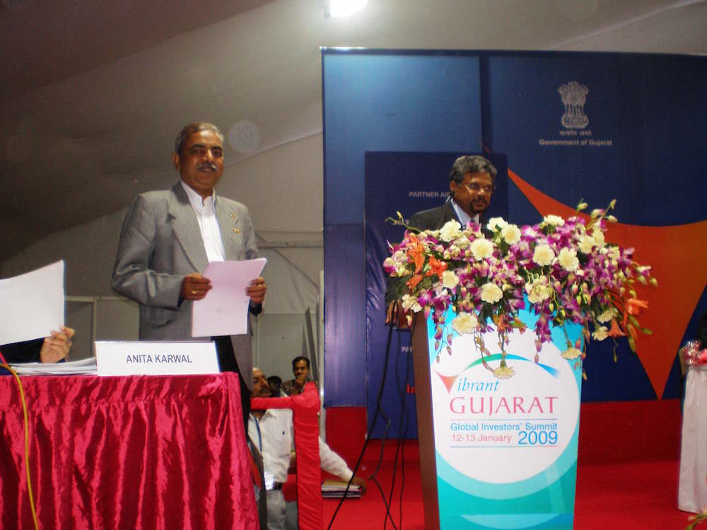 Capt A.D Manek presenting papers at Vibrant Gujarat 2009, Govt of Gujarat